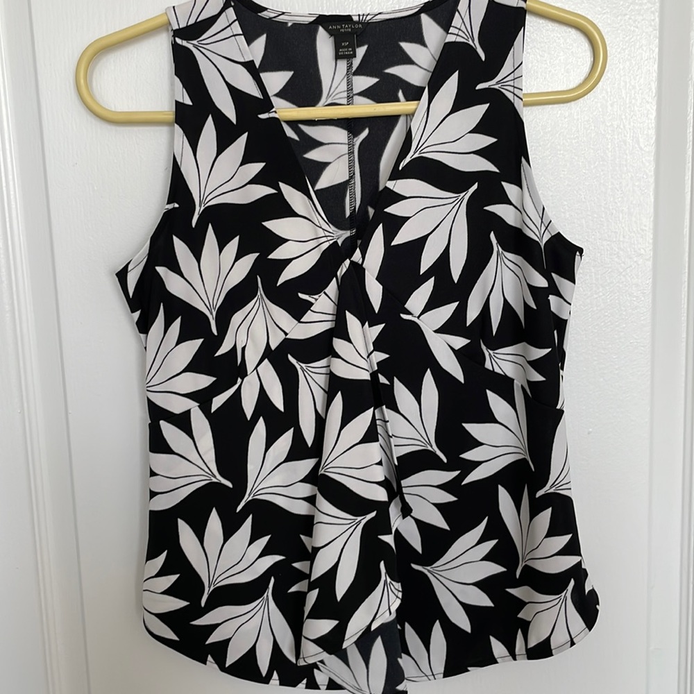 Ann Taylor Drape Front Top Extra Small Petite